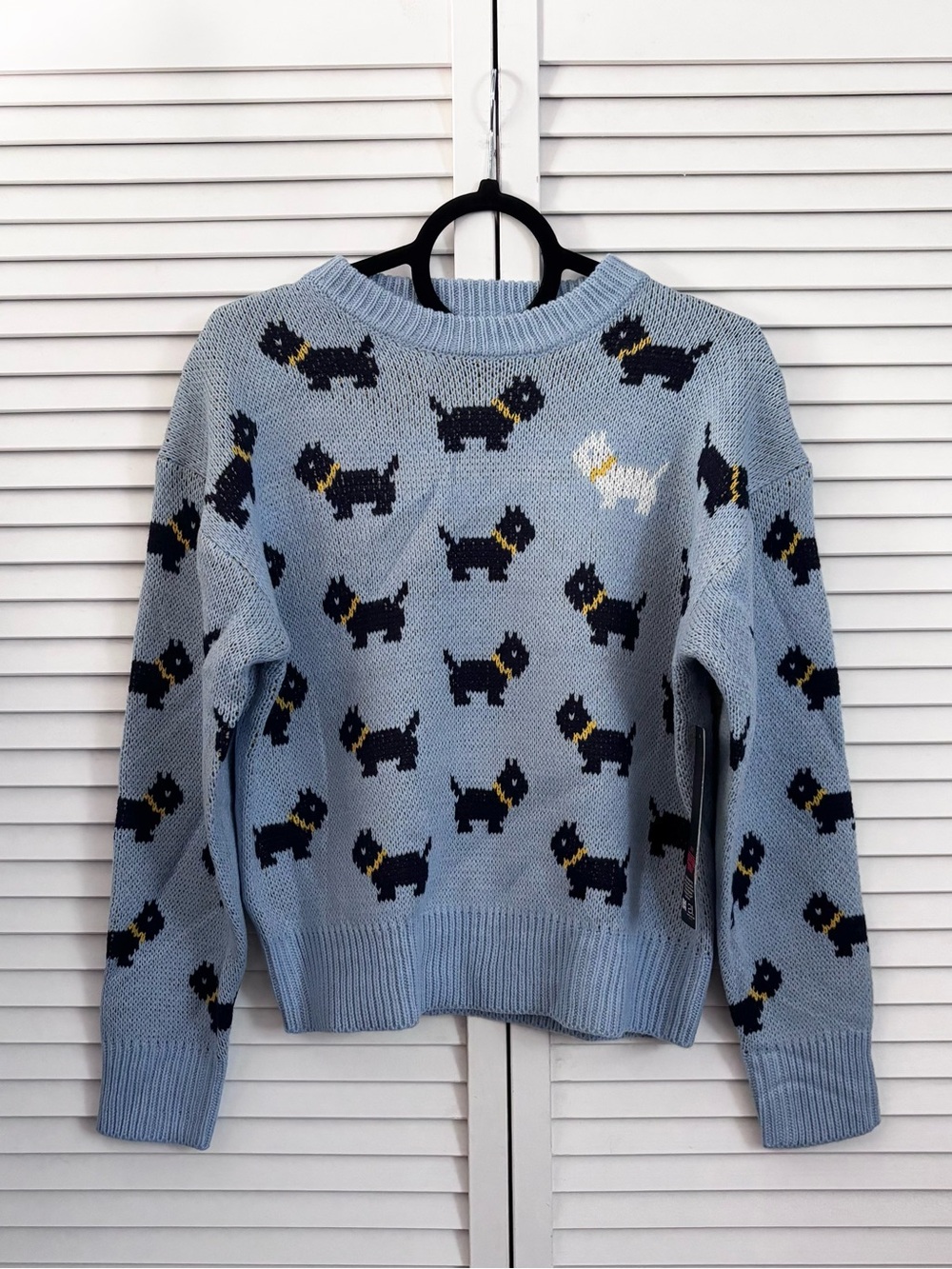 Stranger Things Light Blue Dog Pattern Crewneck Sweater, Size: Small, NWT